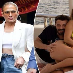 Jennifer Lopez 'Furious' and 'Humiliated' Amid Ben Affleck Split as He Delays Divorce Filing...