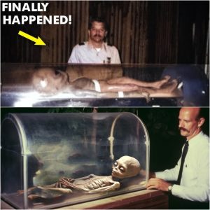 Horror of ancient alien corpse in glass cabinet in Africa (VIDEO)